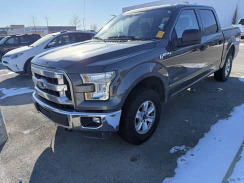 Used 2016 Ford F150 XLT image 3