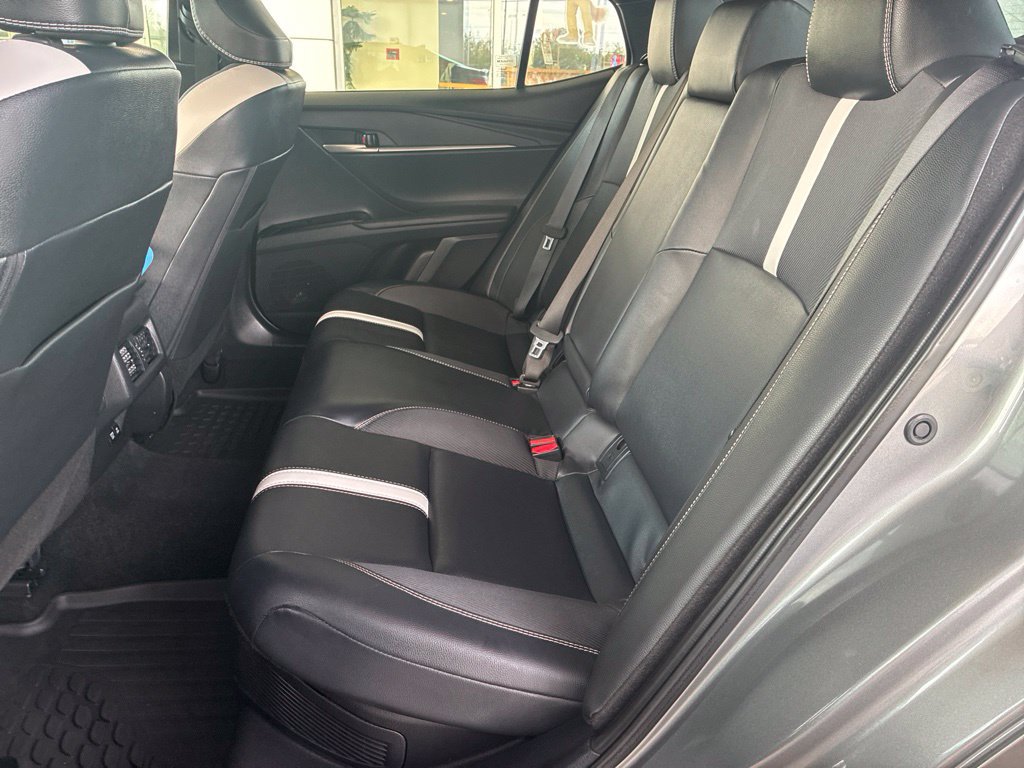 Used 2025 Toyota Camry SE FWD image 27