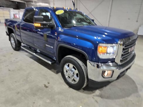 Used 2017 GMC Sierra 3500 SLE w/ SLE Fleet Preferred Package image 22