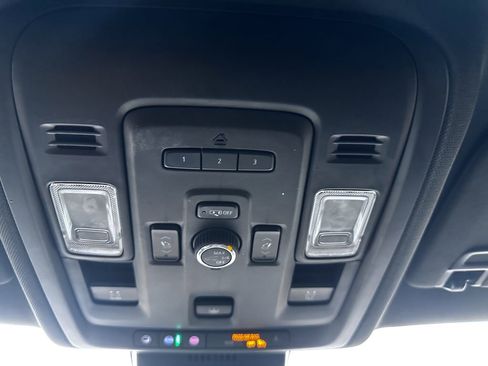 Used 2023 Chevrolet Tahoe Z71 w/ Off-Road Capability Package image 28