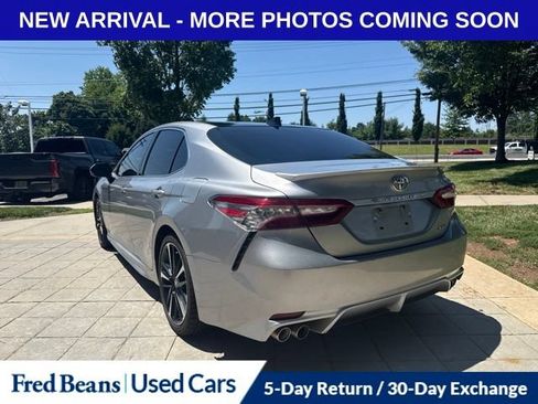 Used 2019 Toyota Camry XSE FWD image 6