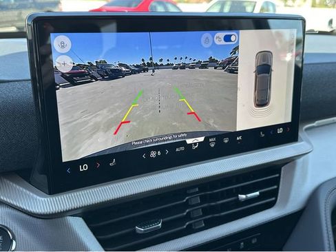 New 2026 Ford Explorer Active RWD image 10
