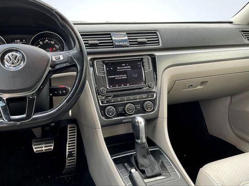 Used 2018 Volkswagen Passat 2.0T S image 6