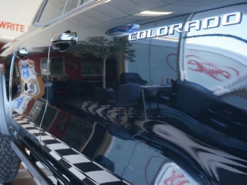 Used 2026 Chevrolet Colorado ZR2 w/ Technology Package image 95