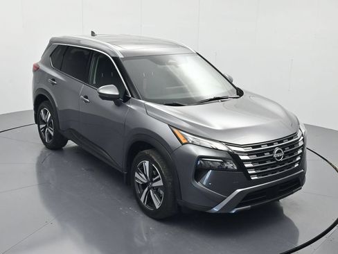 Certified 2024 Nissan Rogue SL w/ SL Premium Package FWD image 32