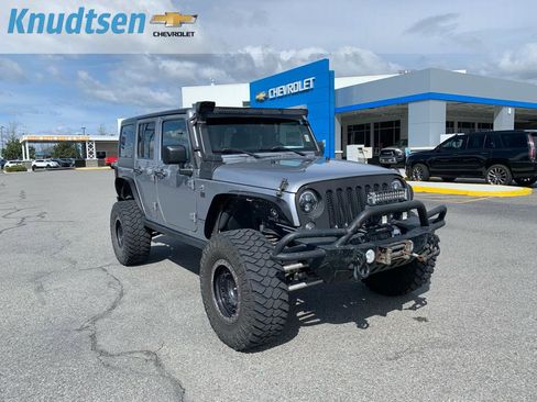 Used 2015 Jeep Wrangler Unlimited Sport w/ Power Convenience Group image 1