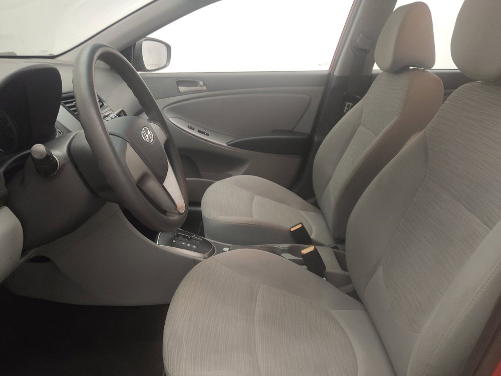 Used 2015 Hyundai Accent GLS FWD image 17