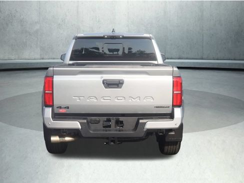 Used 2025 Toyota Tacoma TRD Sport w/ TRD Sport Premium Package AWD/4WD image 20