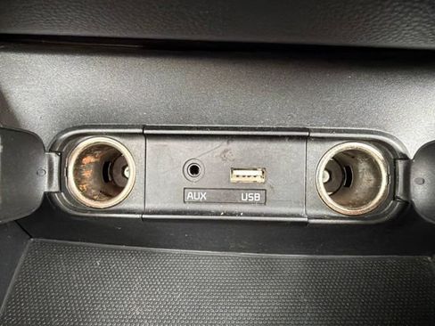 Used 2017 Kia Soul FWD image 26