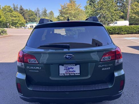 Used 2014 Subaru Outback 2.5i Limited AWD/4WD image 18