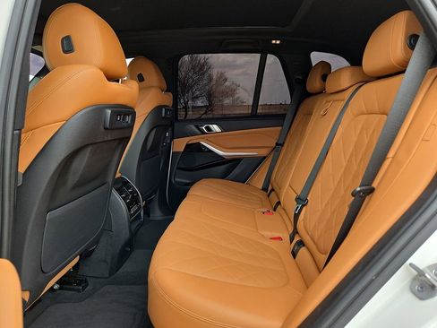 Used 2023 BMW X5 sDrive40i image 15