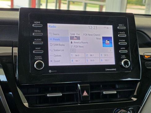 Certified 2022 Toyota Camry SE FWD image 15