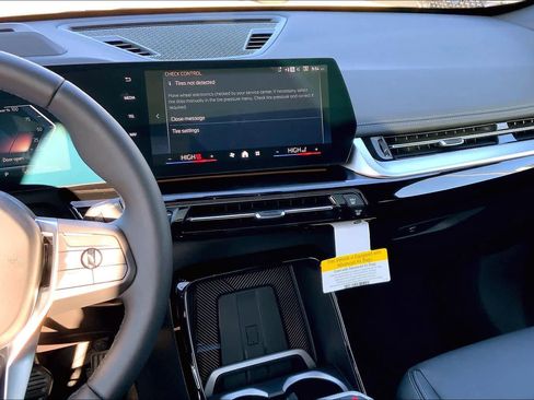 New 2026 BMW X1 xDrive28i w/ Technology Package image 6