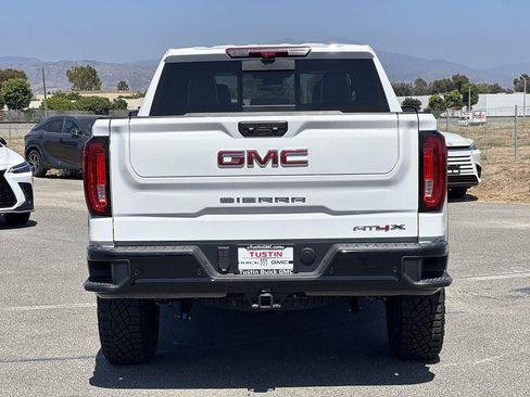 New 2026 GMC Sierra 1500 AT4X AWD/4WD image 4