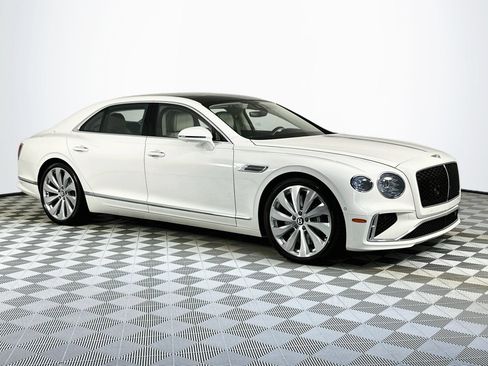 Used 2026 Bentley Flying Spur V8 AWD/4WD image 1