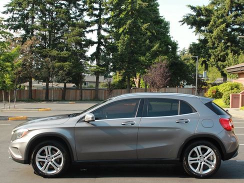 Used 2015 Mercedes-Benz GLA 250 image 4