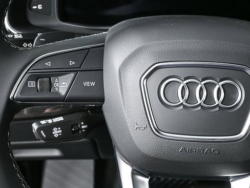 New 2025 Audi Q7 3.0T Prestige image 10