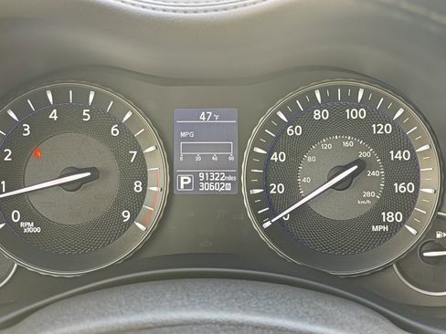 Used 2016 INFINITI Q70 L 3.7 w/ Deluxe Touring Package image 23