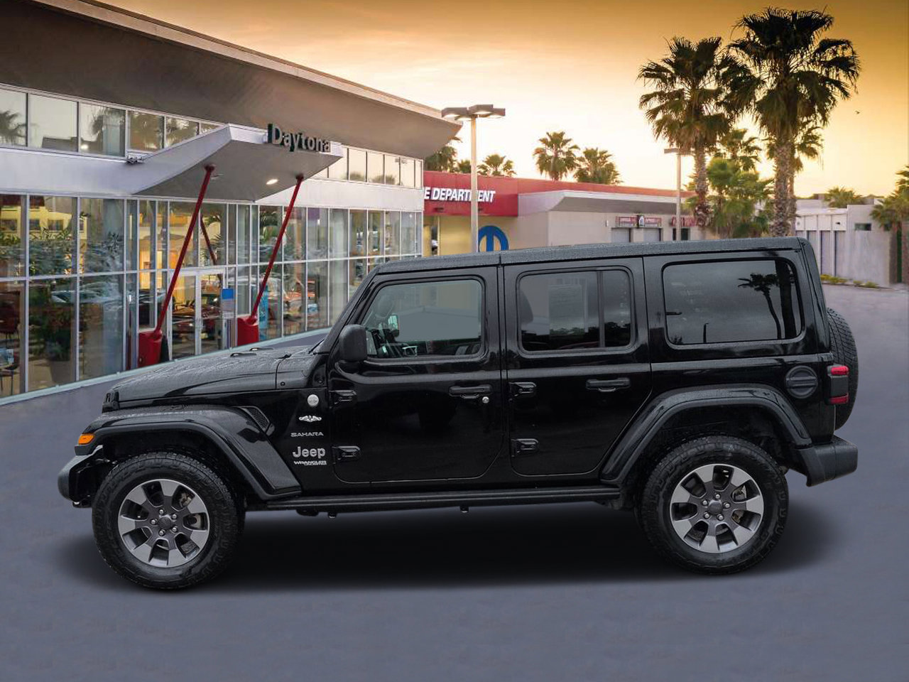 Used 2019 Jeep Wrangler Unlimited Sahara AWD/4WD image 6