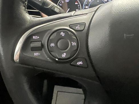 Used 2020 Buick Enclave Avenir w/ Avenir Technology Package AWD/4WD image 10