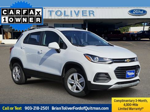 Used 2022 Chevrolet Trax LT w/ LT Convenience Package image 1