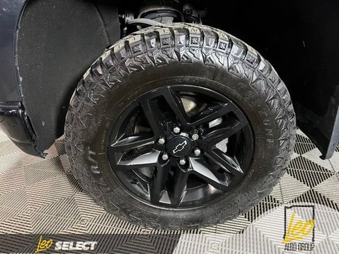 Used 2021 Chevrolet Silverado 1500 LT Trail Boss w/ Convenience Package II AWD/4WD image 30