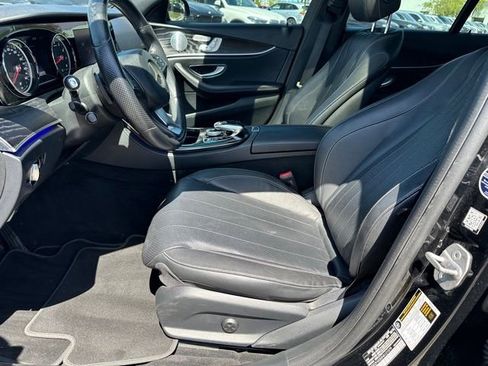 Used 2017 Mercedes-Benz E 300 4MATIC image 17