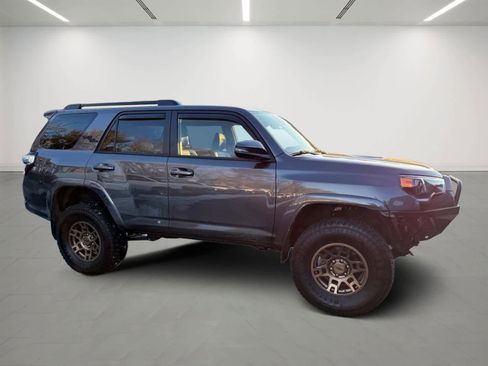 Used 2023 Toyota 4Runner TRD Off-Road Premium w/ Moonroof Package image 4