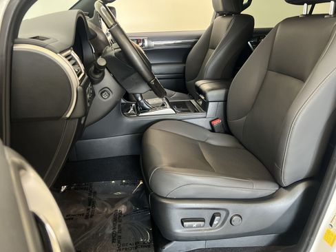 Used 2023 Lexus GX 460 Premium w/ Premium Package AWD/4WD image 12