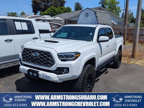 Used 2020 Toyota Tacoma TRD Sport w/ TRD Premium Sport Package AWD/4WD image 1