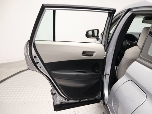 Certified 2022 Toyota Corolla Cross L FWD image 21