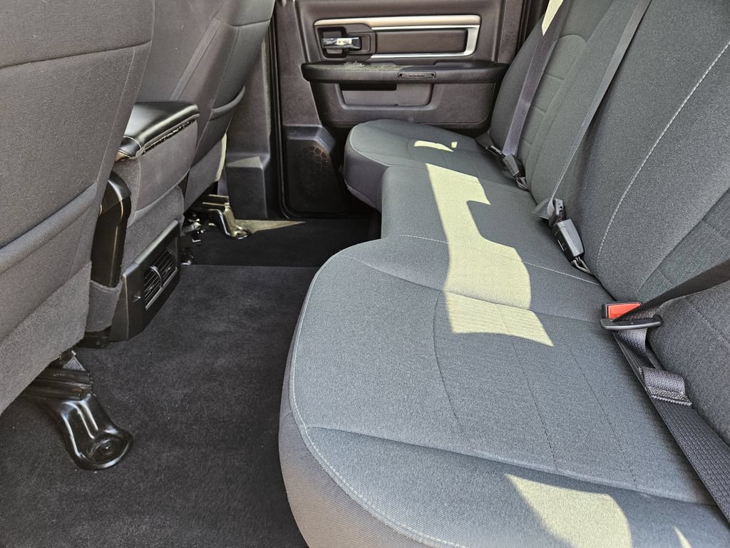 Used 2024 RAM 1500 Warlock AWD/4WD image 29
