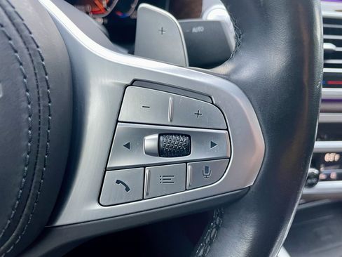 Used 2022 BMW 750i xDrive w/ Luxury Rear Seating Package image 22