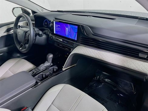 Certified 2025 Toyota Camry XLE w/ Premium Plus Package image 25