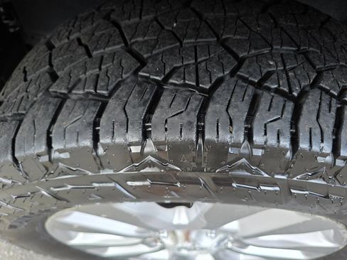 Used 2008 Toyota Sequoia Platinum w/ Cold Area Pkg AWD/4WD image 13