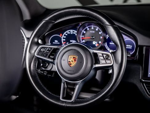 Used 2021 Porsche Cayenne AWD/4WD image 26