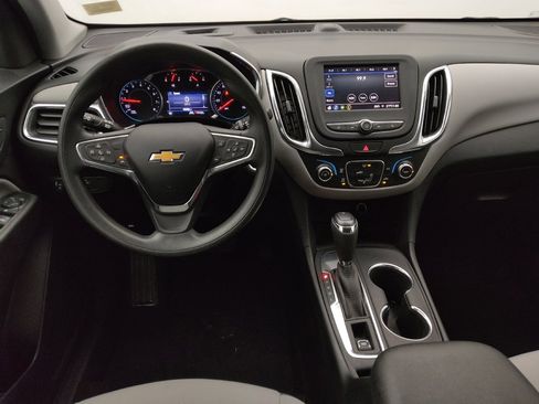 Used 2020 Chevrolet Equinox LT image 22
