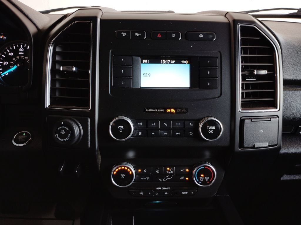 Used 2021 Ford Expedition XL AWD/4WD image 32