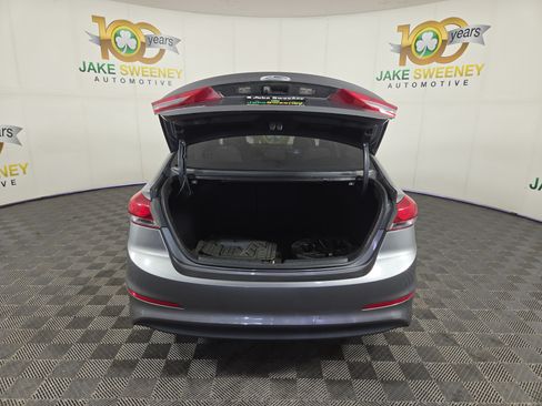 Used 2018 Hyundai Elantra SEL FWD image 31
