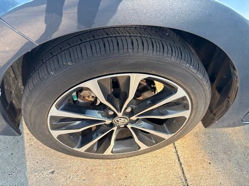 Used 2019 Toyota Corolla SE FWD image 9