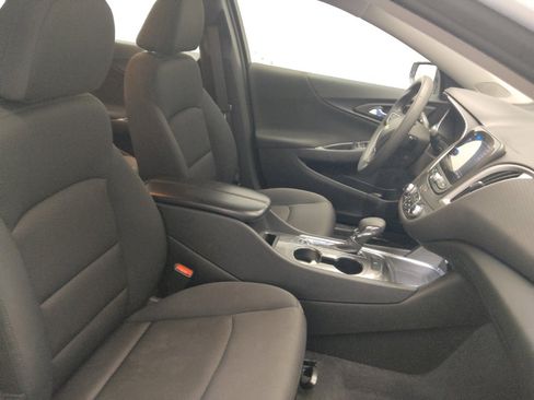 Used 2023 Chevrolet Malibu LT FWD image 21