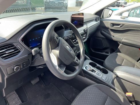 Certified 2025 Ford Escape Active image 15