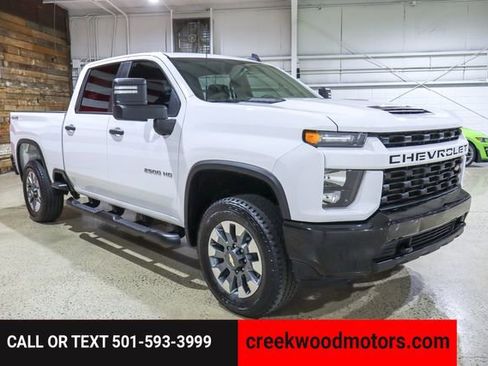 Used 2022 Chevrolet Silverado 2500 Custom w/ Custom Value Package image 2