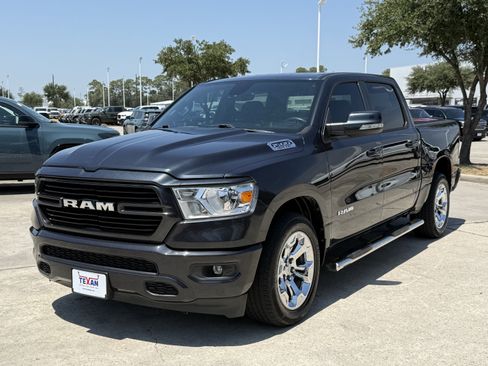 Used 2019 RAM 1500 Big Horn RWD image 9