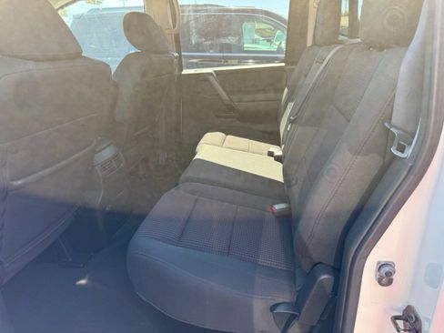 Used 2012 Nissan Titan SV w/ SV Premium Utility Pkg RWD image 15