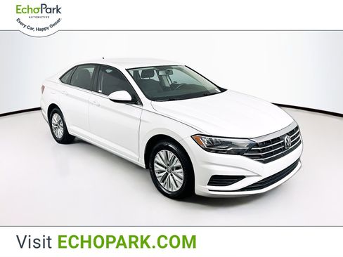 Used 2020 Volkswagen Jetta S image 1
