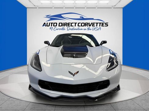 Used 2018 Chevrolet Corvette Z06 w/ Carbon 65 Edition RWD image 2