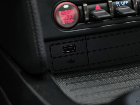Used 2022 Ford Mustang Shelby GT500 w/ Carbon Fiber Track Pack RWD image 75