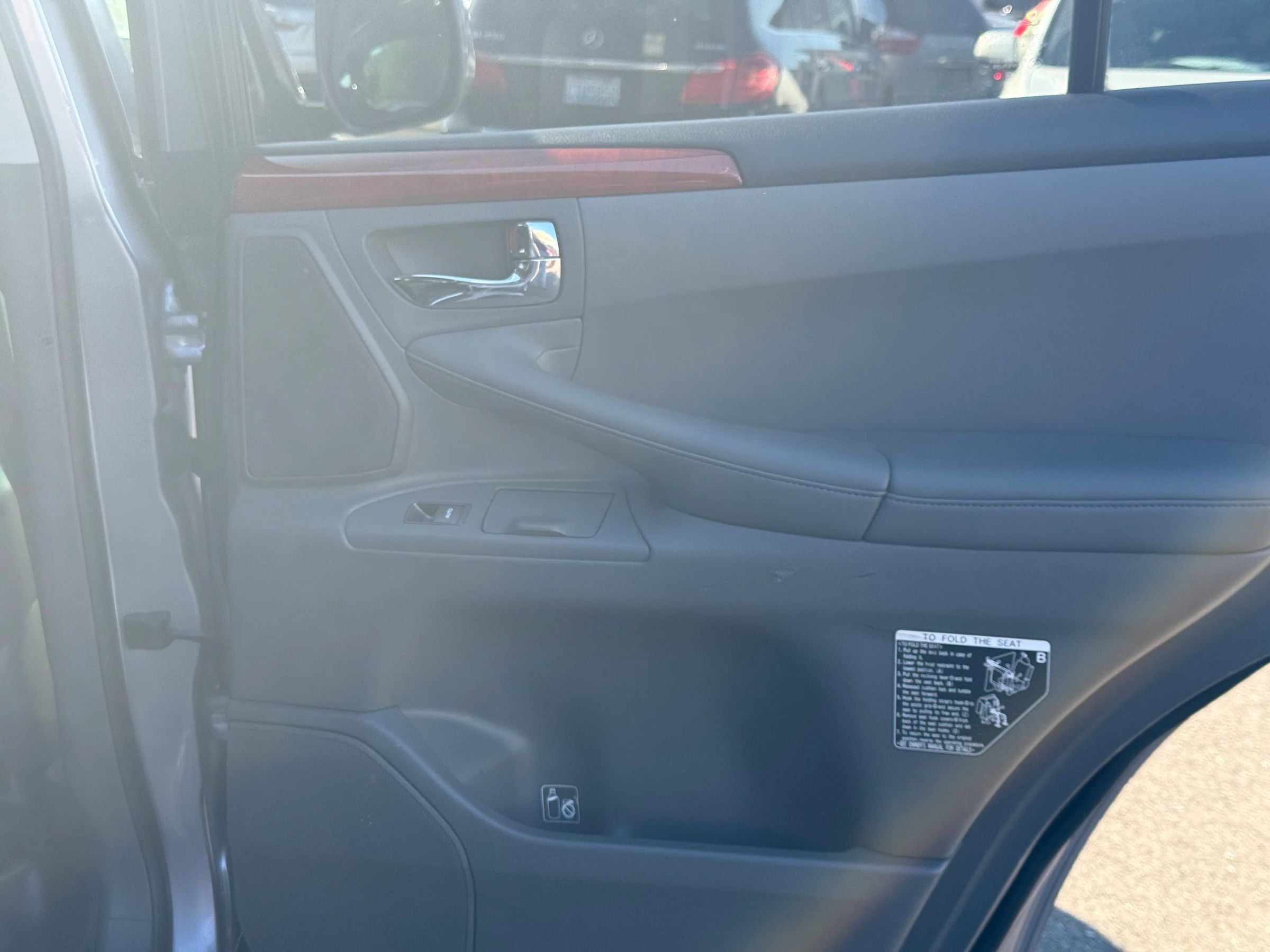 Used 2009 Lexus LX 570 4WD image 31