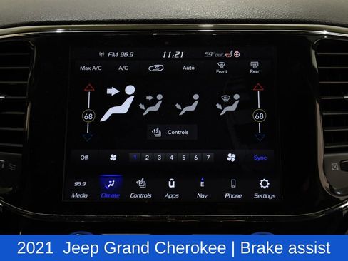 Used 2021 Jeep Grand Cherokee Laredo X AWD/4WD image 18